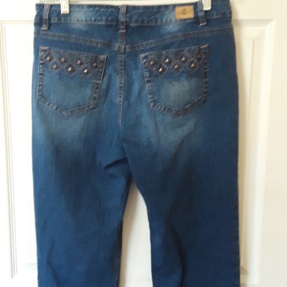 Studded Embellished Back Pockets Straight Leg Women Sz 10 Bandolino Blu  Jeans - Picture 1 of 7
